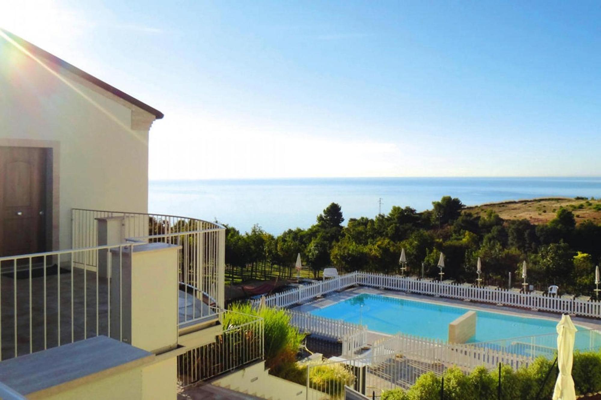 Holiday Resort Contea Dei Ciliegi Pedaso Exterior foto